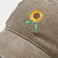 Load image into Gallery viewer, Washed-out Vintage SUNFLOWER Embroidered Peaked Cap Outdoor Travel