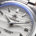 Load image into Gallery viewer, Clear Quartz Stainless Steel Mens Watch
